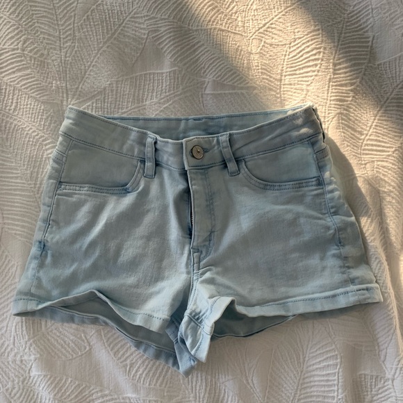 Shorts - Picture 5 of 8